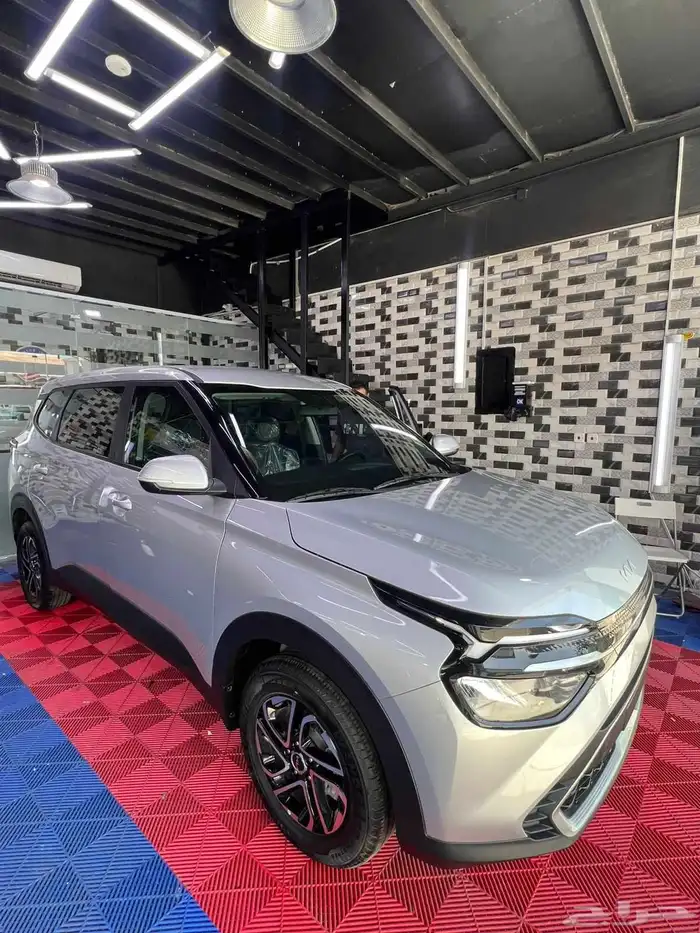 كيا كارينز استاندر 2025 لايفوتك العرض بسعر 68500 شامل 2