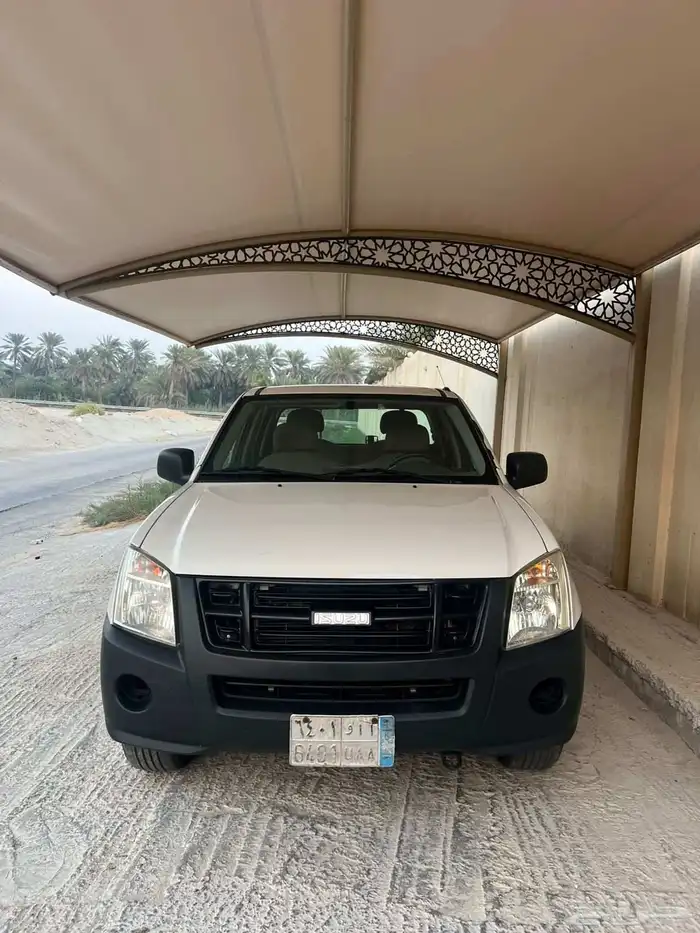 للبيع ايسوزو ديماكس ديزل 4