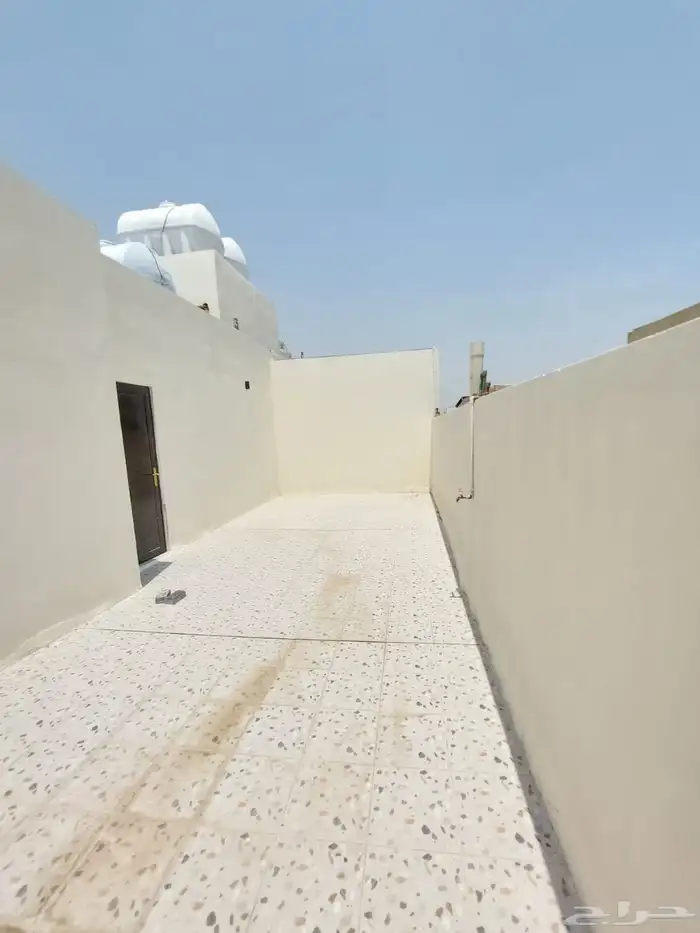 للبيع شقه تمليك أرضية نظم دبلكس مخطط 71 جديدة مدخل خاص 14