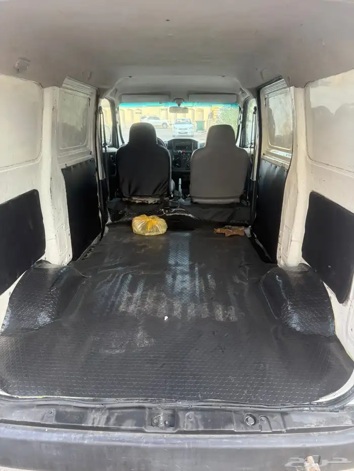 فان دايهاتسو 2012 3