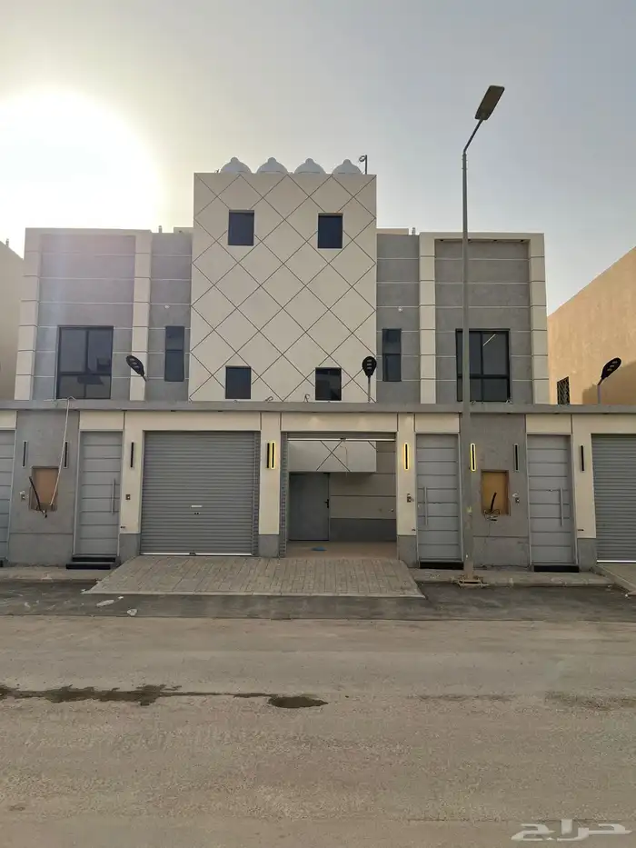 دور علوي مع شقه  دور أرضي 0