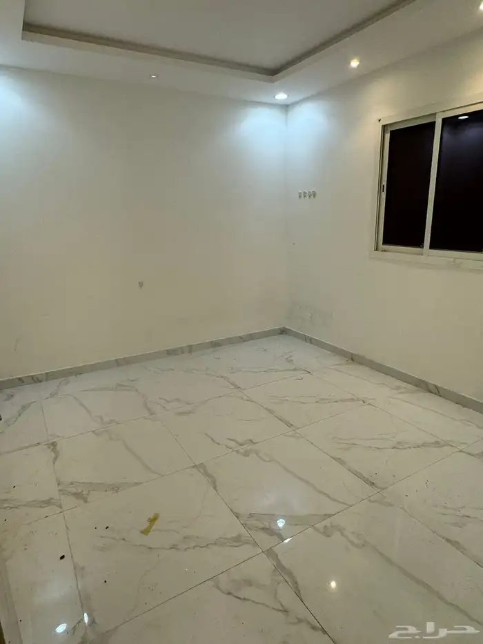 شقة مدخل خاص للإيجار الشهري بحي الرمال مخطط مسك 3