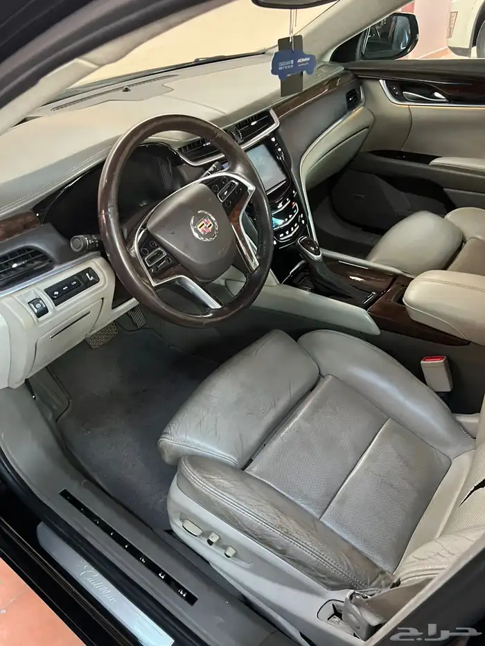 كاديلاك 2013 للبيع 2