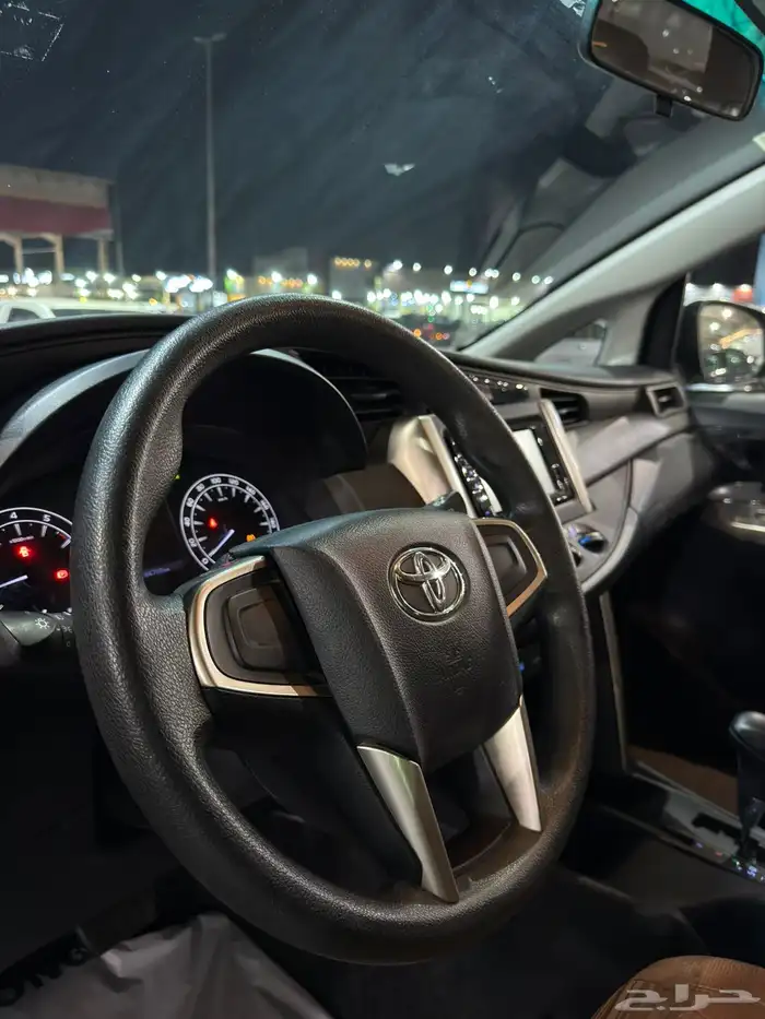 تويوتا انوفا 2022 8