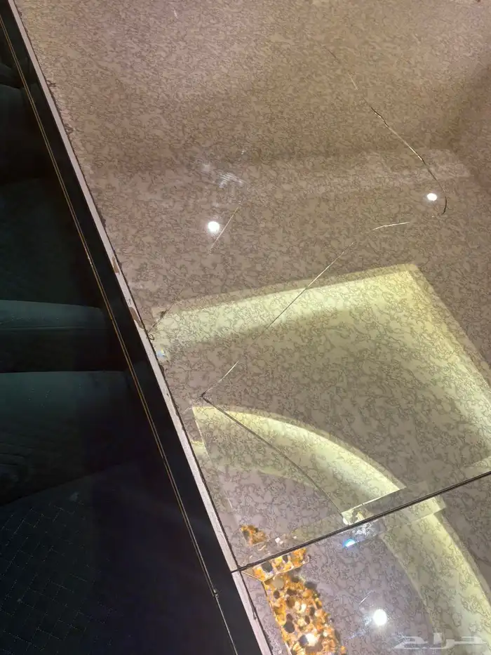 طاولة طعام 1