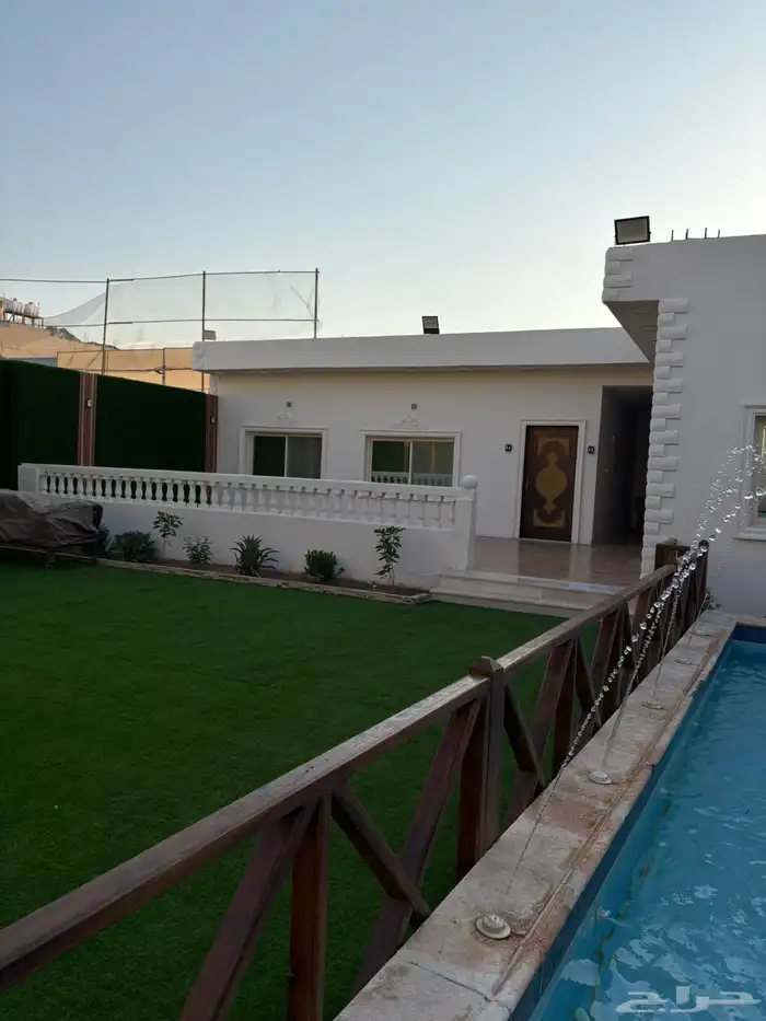 استراحة بالحسينية مساحة 1100 للبيع 3