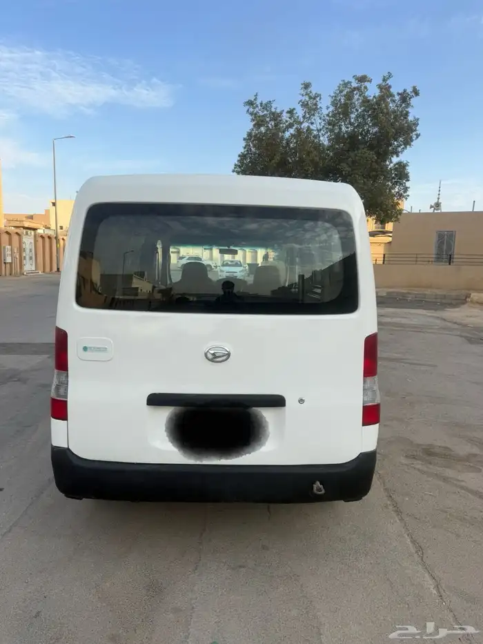 فان دايهاتسو 2012 0