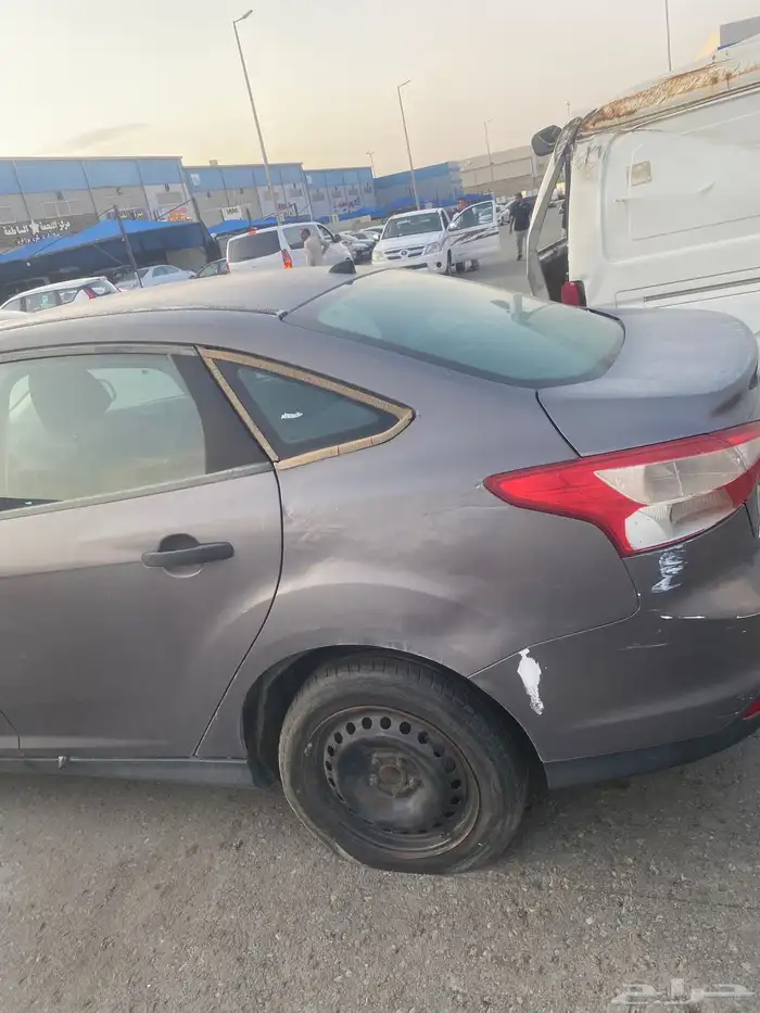 فورد فوكس 2012 6