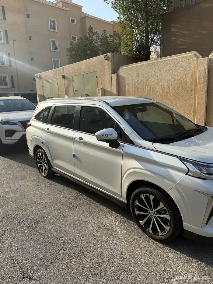 تويوتا فلوز 2024 للتنازل 10