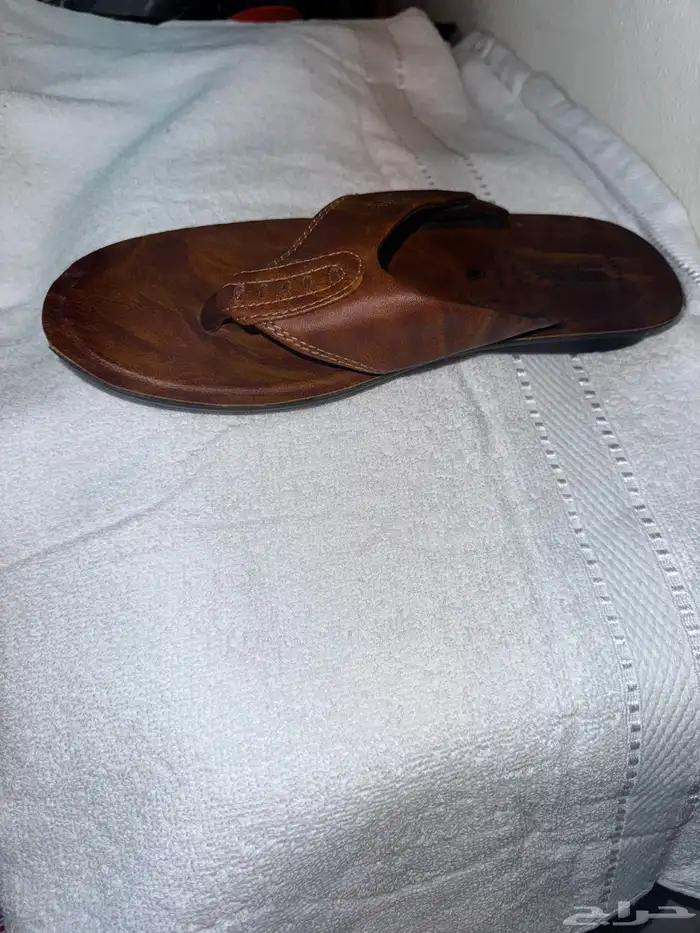 للبيع جزمات اسبورت وا اسليبر بي أسعار الجمله 16