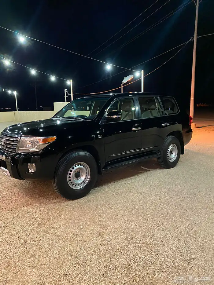 جي اكس 2008 لاندكروزر اسود 0