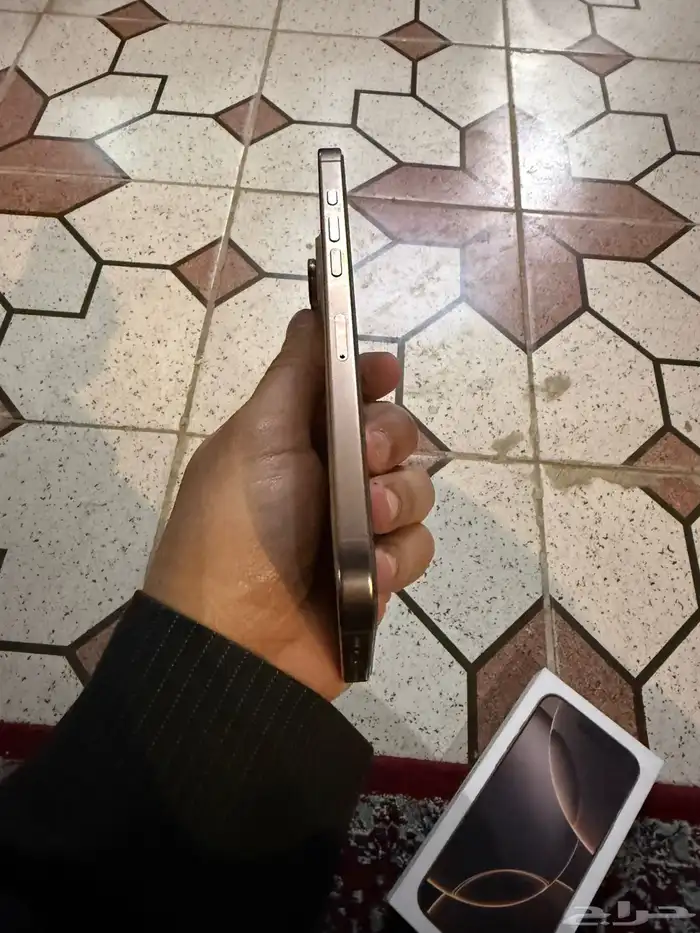 ايفون 16 برو ماكس قيقه 256 4