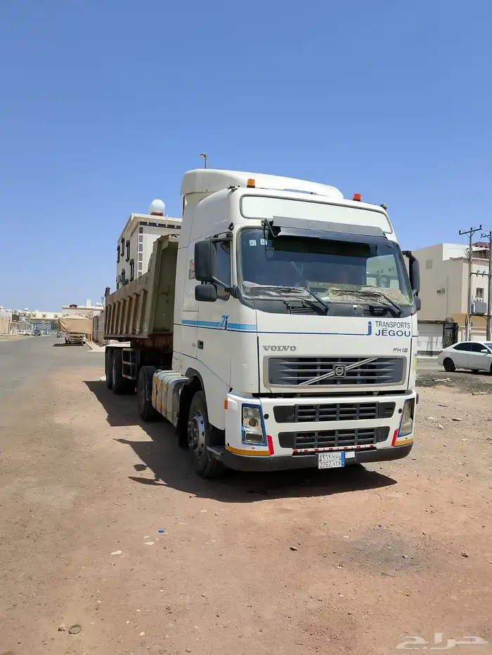 فولفو للبيع مع القلاب 2004 1