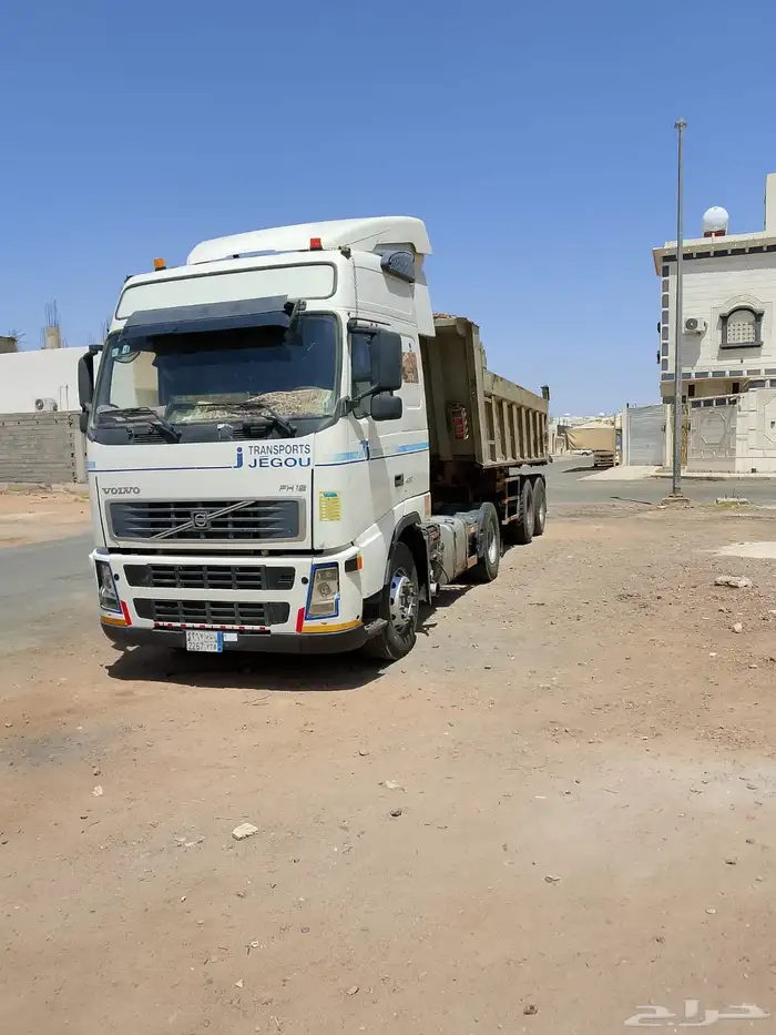 فولفو للبيع مع القلاب 2004 0