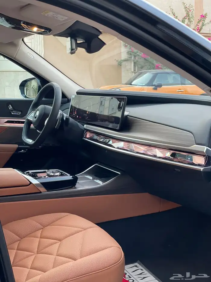 بي ام دبليو 735i جديد اصفار 2026 5