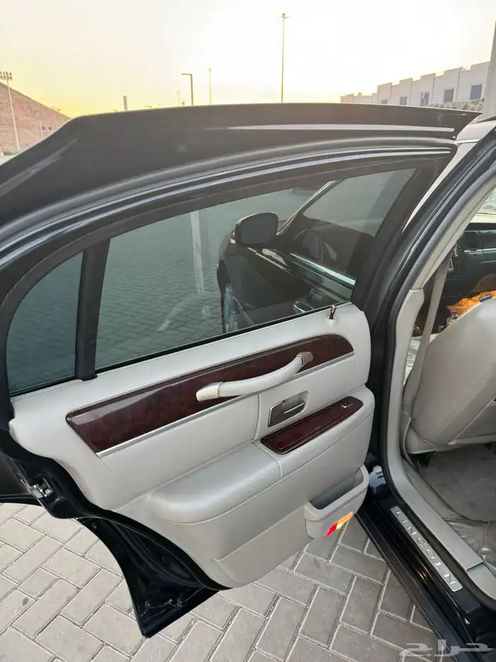 لنكون تاون كار 2007 13