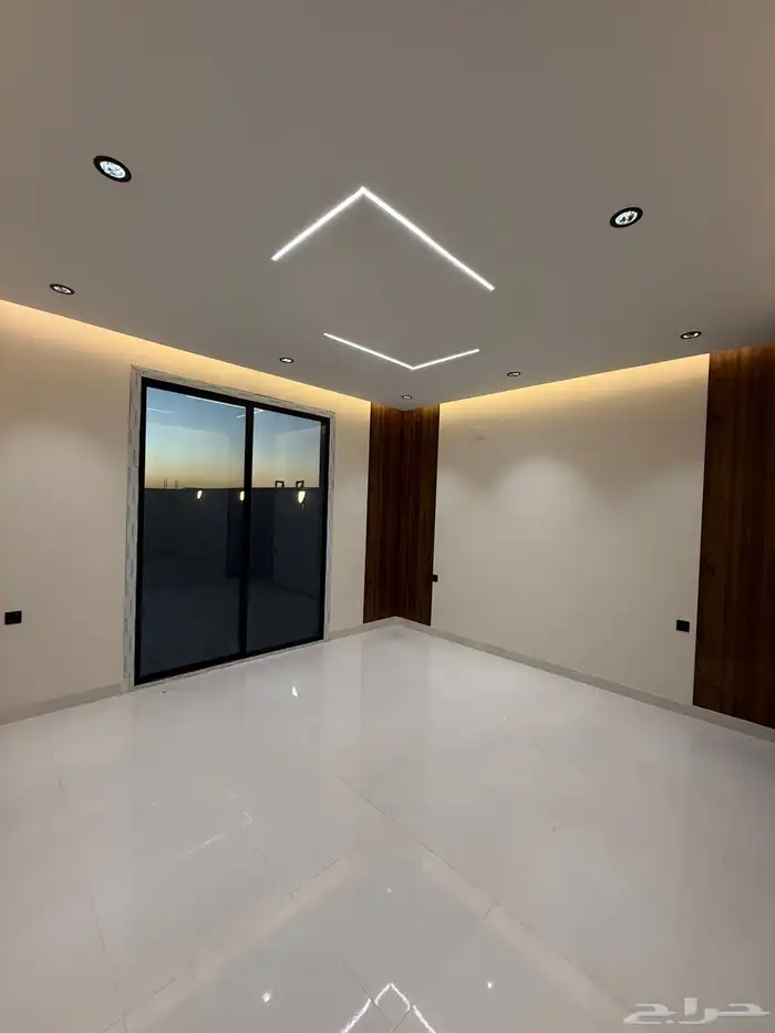 فيلا رووف للبيع حي الصفا مدخل خاص مصعد مع مشب 7