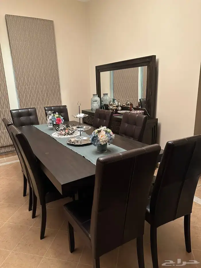 Furniture - Dining Table and Mirror 0