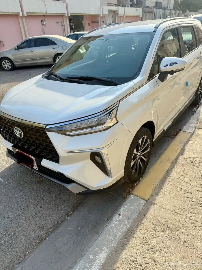 تويوتا فلوز 2024 للتنازل 7