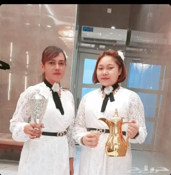 تأجير كراسي ملكي كراسي عايدي طاولات طعام مدوره طاولات مستطيي 5