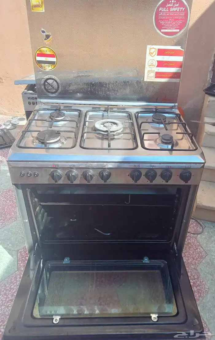 للبيع فرن غاز 5 شعله شغال ع الشرط 1