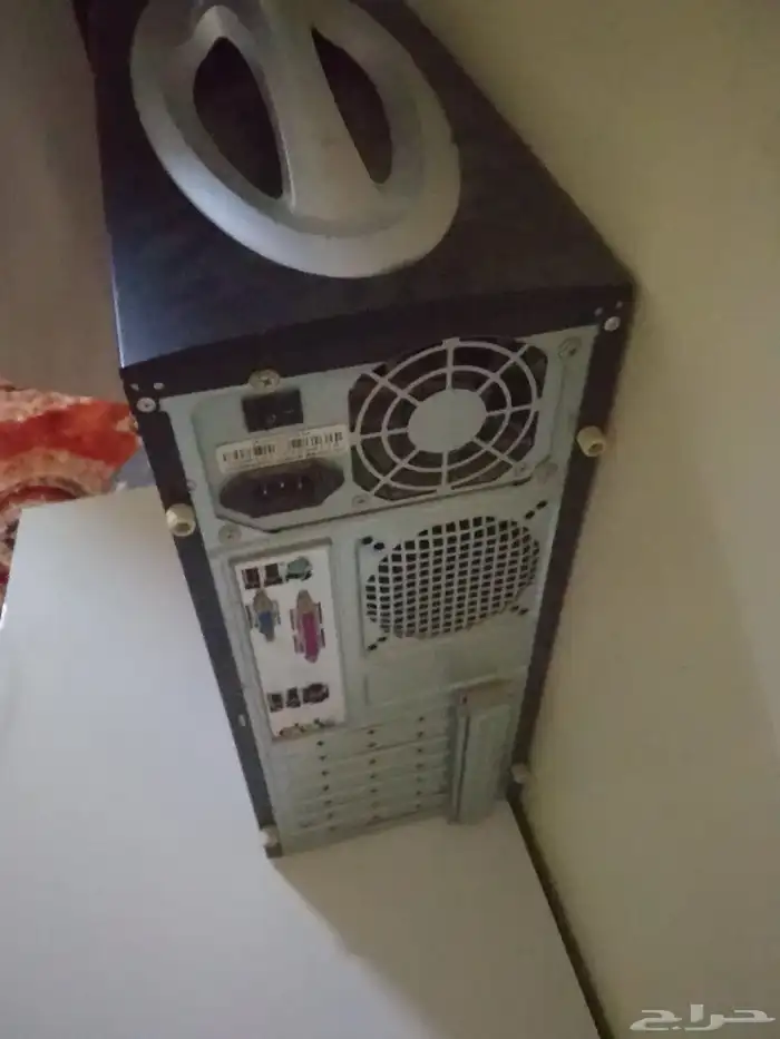 شاشات كمبيوتر 2شقالات شرط مع الماوس والجهاز بدون اسلاك لك حق 4