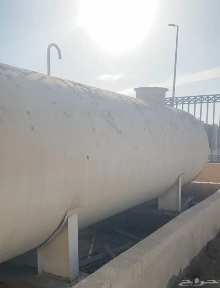 خزان حديد - 24طن.مستخدم وخالي من العيوب . 1