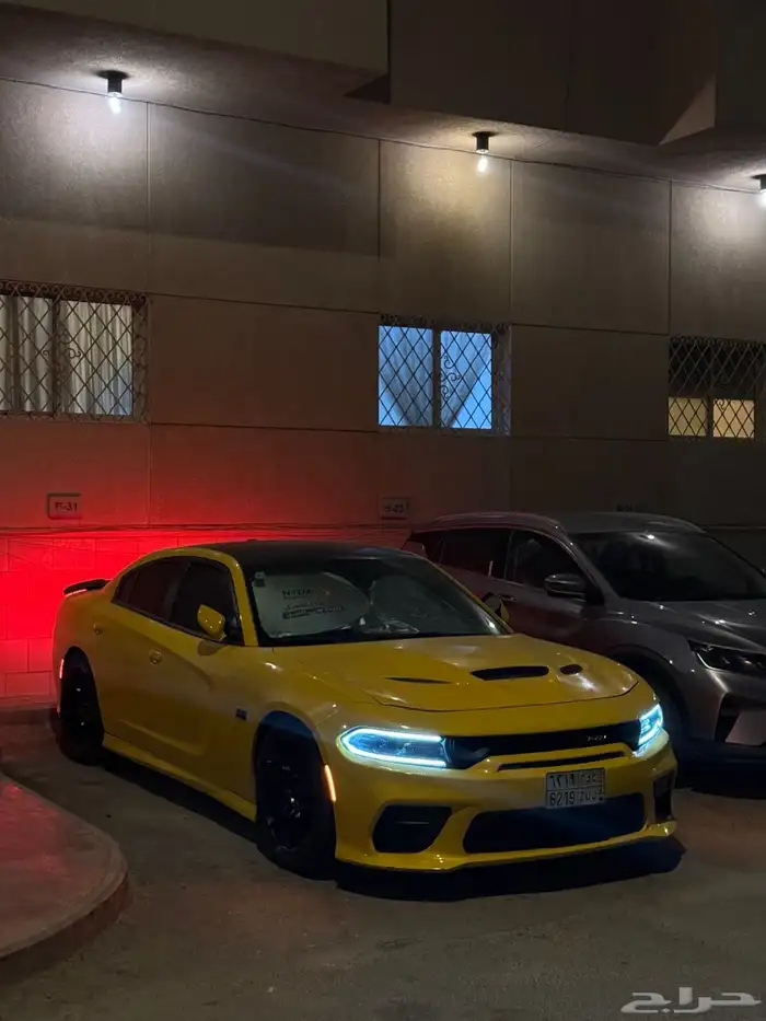 دودج تشارجر 2016 فل كامل اصفر لؤلؤي 21