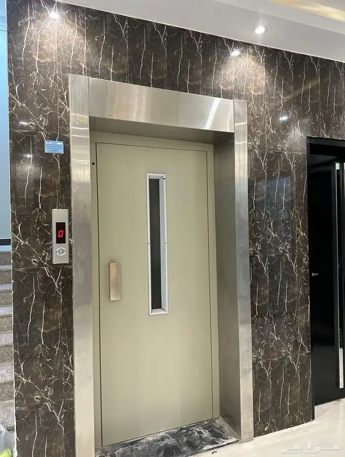 للايجار عمارة بالكامل في الرياض حي النسيم 14 شقة مصعد 3