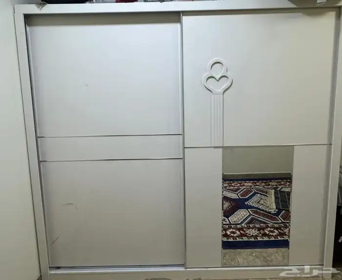 Urgent Sale Complete Queen Size Bed Set 8