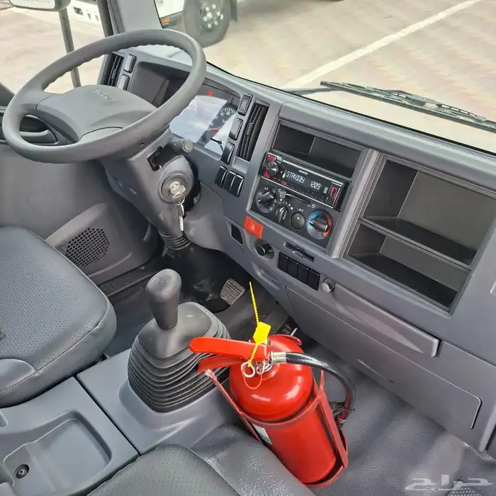 ايسوزو دينا 2024 محرك 4.8 الطن3 خليجي السعر 120شامل الضريبه 11