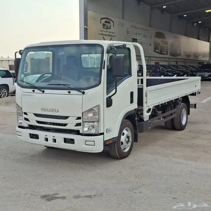 ايسوزو دينا 2024 محرك 4.8 الطن3 خليجي السعر 120شامل الضريبه 0