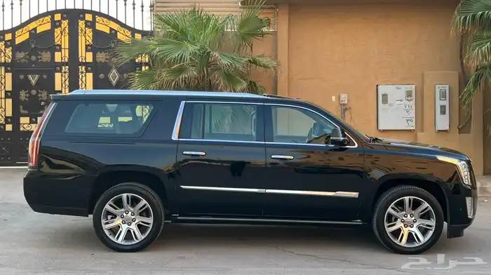 كاديلاك اسكاليد 2018 شاص طويل (بحالة ممتازة) 9