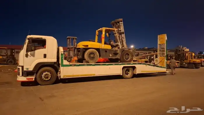 رافعه شوكيه فوركلفت للايجار الشهري واليومي والمشاوير حسب الط 3