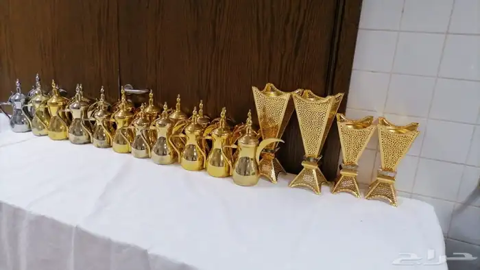 قهوجىن صبابين رجال ونساء في جميع أنحاء. شرقيه 11