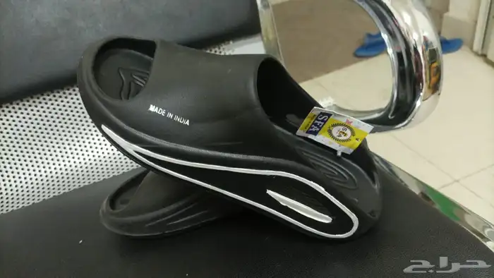 للبيع جزمات اسبورت وا اسليبر بي أسعار الجمله 89