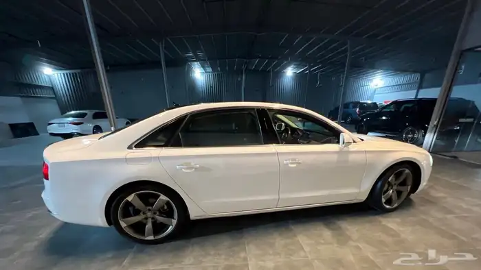 اودي A8L 2