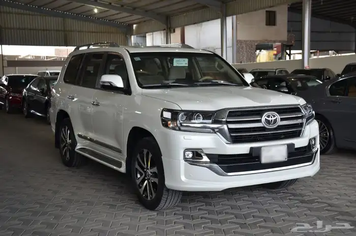 تويوتا لاند كروز GXR V 8 2019 تورنق 1