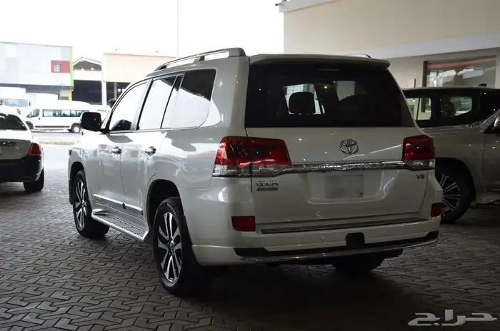 تويوتا لاند كروز GXR V 8 2019 تورنق 2
