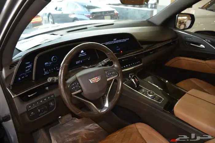 كاديلاك اسكاليد سبورت بلاتنيوم 2023 4