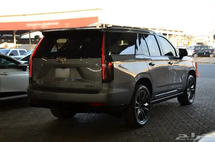 كاديلاك اسكاليد سبورت بلاتنيوم 2023 2