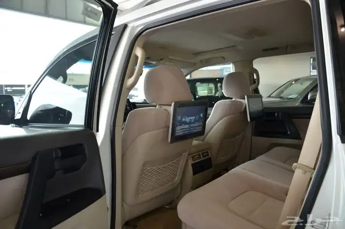 تويوتا لاند كروز GXR V 8 2019 تورنق 5