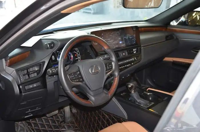 لكزس ES350 CC 2025 وارد عبداللطيف جميل 4