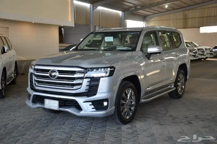 تويوتا لاند كروزر GXR S 2025 وارد عبد اللطيف جميل 0