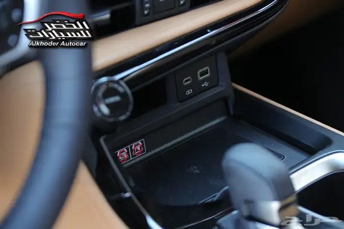 لكزس ان اكس بنزين 2026 7