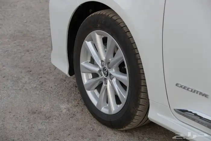 تويوتا كرولا 2025 XLI اقل سعر بالمملكه 12