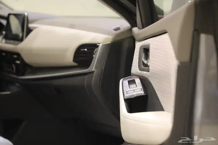 نيسان اكس تريل بدون دبل 5 مقاعد 2026 كل الالوان بسعر طيب 17