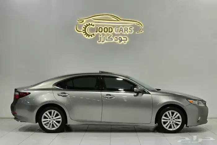 لكزس ES250 موديل 2015 بحالة ممتازة 1