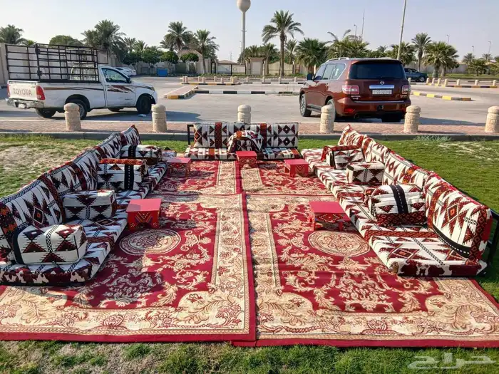 تأجير جلسات شعبيه تأجير كنب تأجير كراسي وطولات تأجير عقود 0