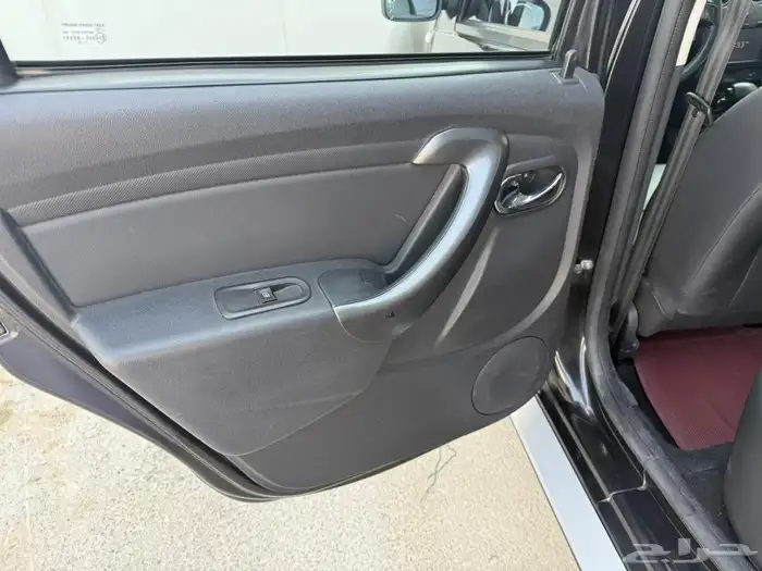 رينو داستر 2017 10